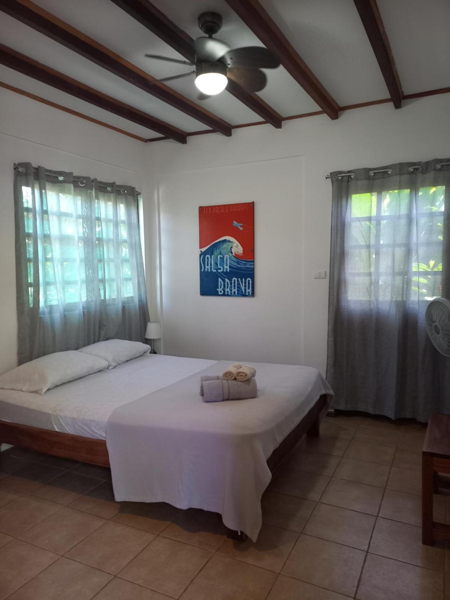 Pagalu Hostel Puerto Viejo de Talamanca Luaran gambar