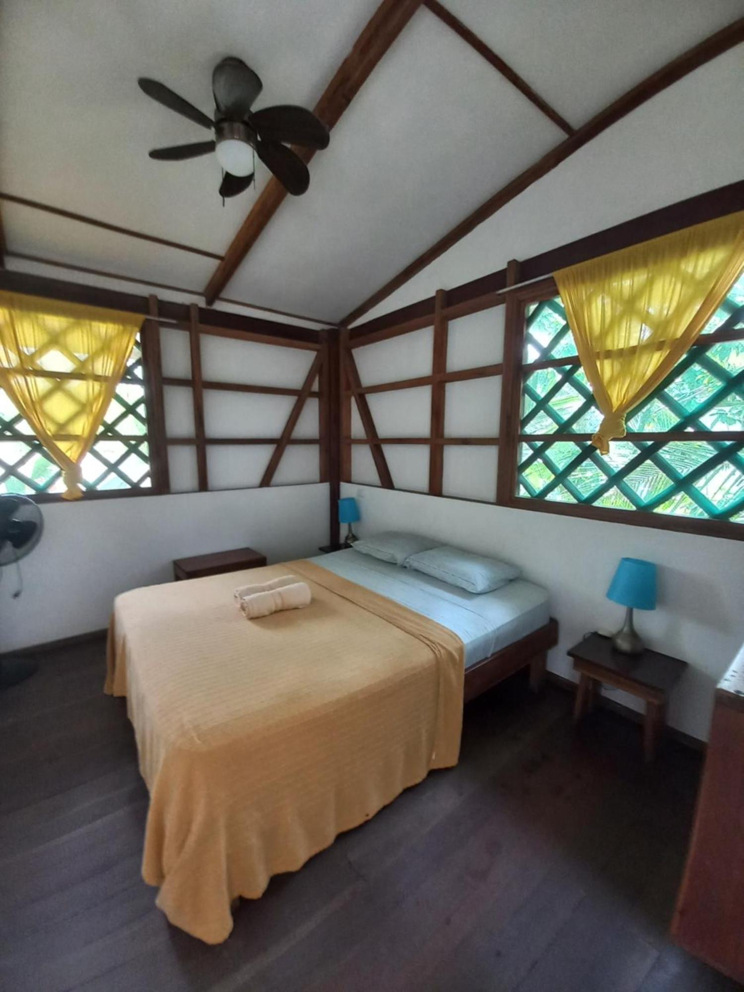 Pagalu Hostel Puerto Viejo de Talamanca Luaran gambar